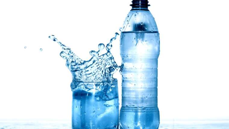 Whey Protein e água: combinação para melhorar a hidratação e a perda de gordura corporal